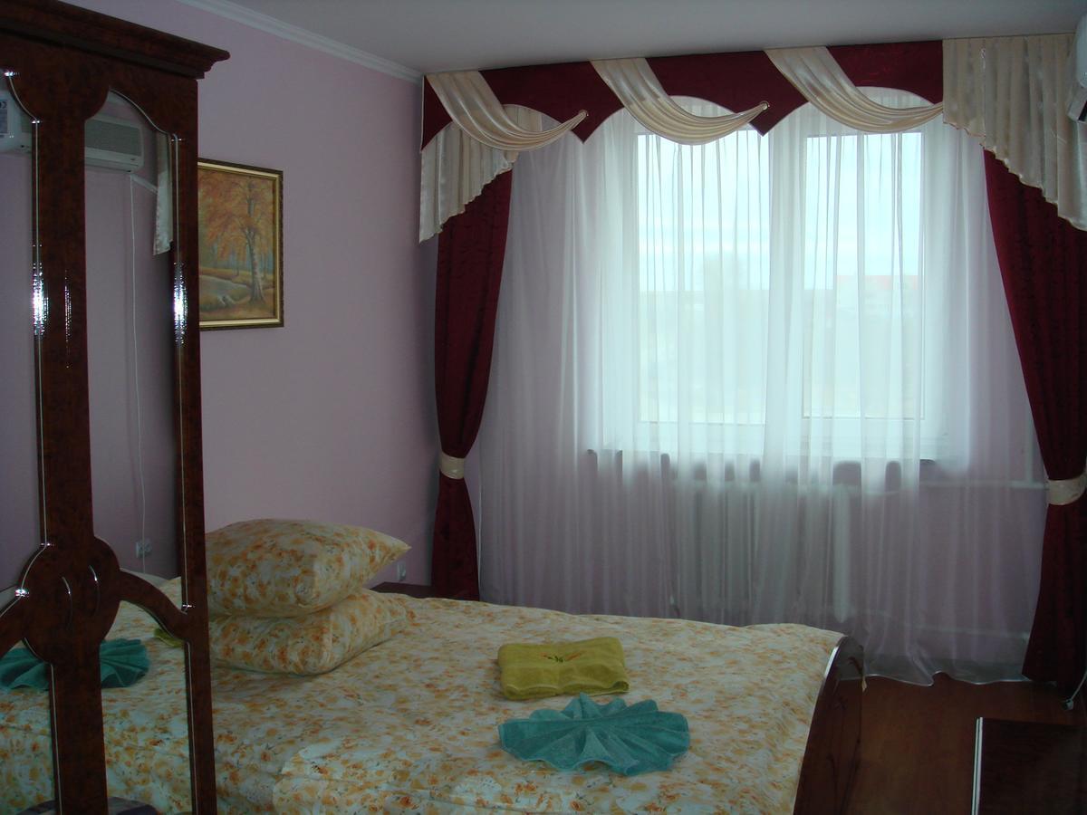 Hotel - Restaurant "Lion'S Heart" Velyka Omelyana 외부 사진